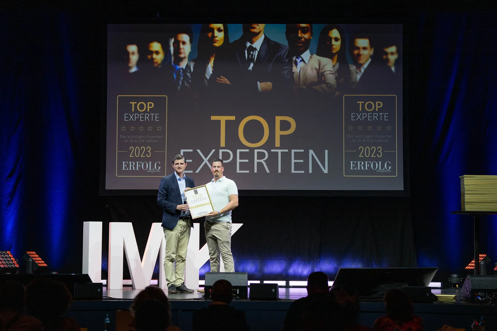 top-experte-kay_b_rogalla_award Backhaus Verlag zeichnet Top-Experten Kay B. Rogalla für Finanzgutachten, Finanzbildung & Vermögensarchitektur aus – Kay B. Rogalla
